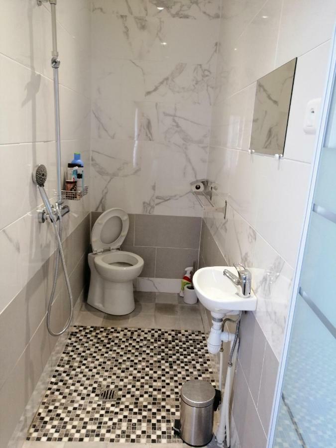 Chambres D'Hotes Chez Marilou Aulnay-sous-Bois Exterior foto